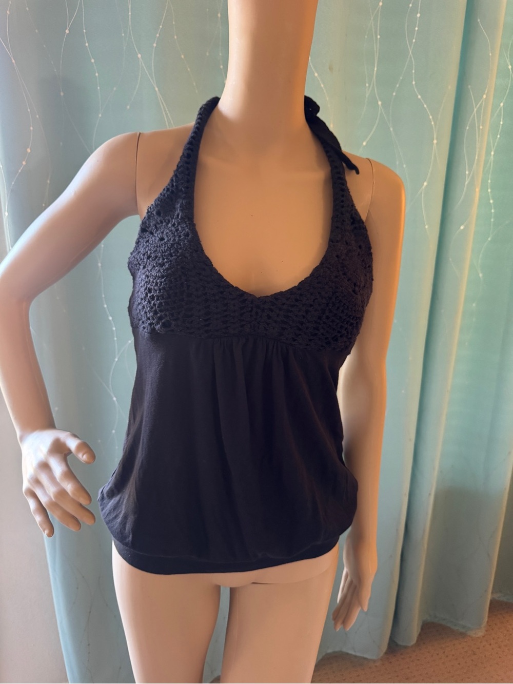 Victoria Secret VS Bra Tops Black Crochet Halter Banded Bottom Black | Small